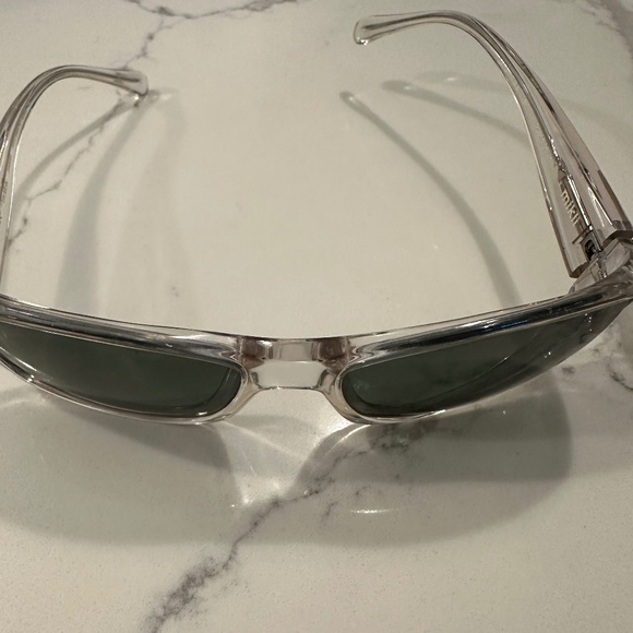 "BLACK FRIDAY SPECIAL" OLIVER PEOPLES SUNGLASSES - Picture 4 of 6